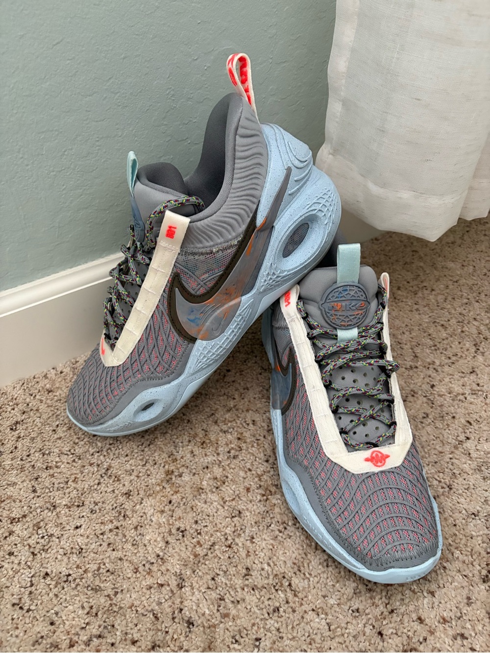 Men’s Nike Cosmic Unity Space Hippie Basketball Shoes DA6725-002.  Size 11